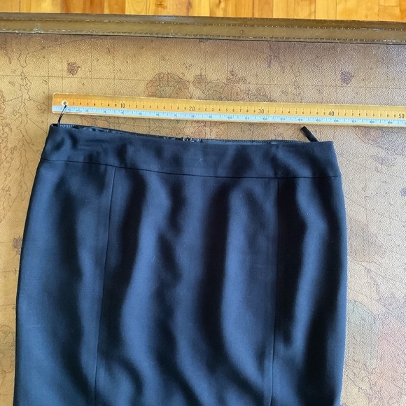 Smart Set Classic Black Pencil Skirt - Picture 2 of 8
